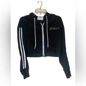 Princess crop top hoodie rue21